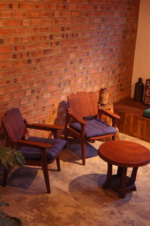 Cherry Suites Dalat Buitenkant foto