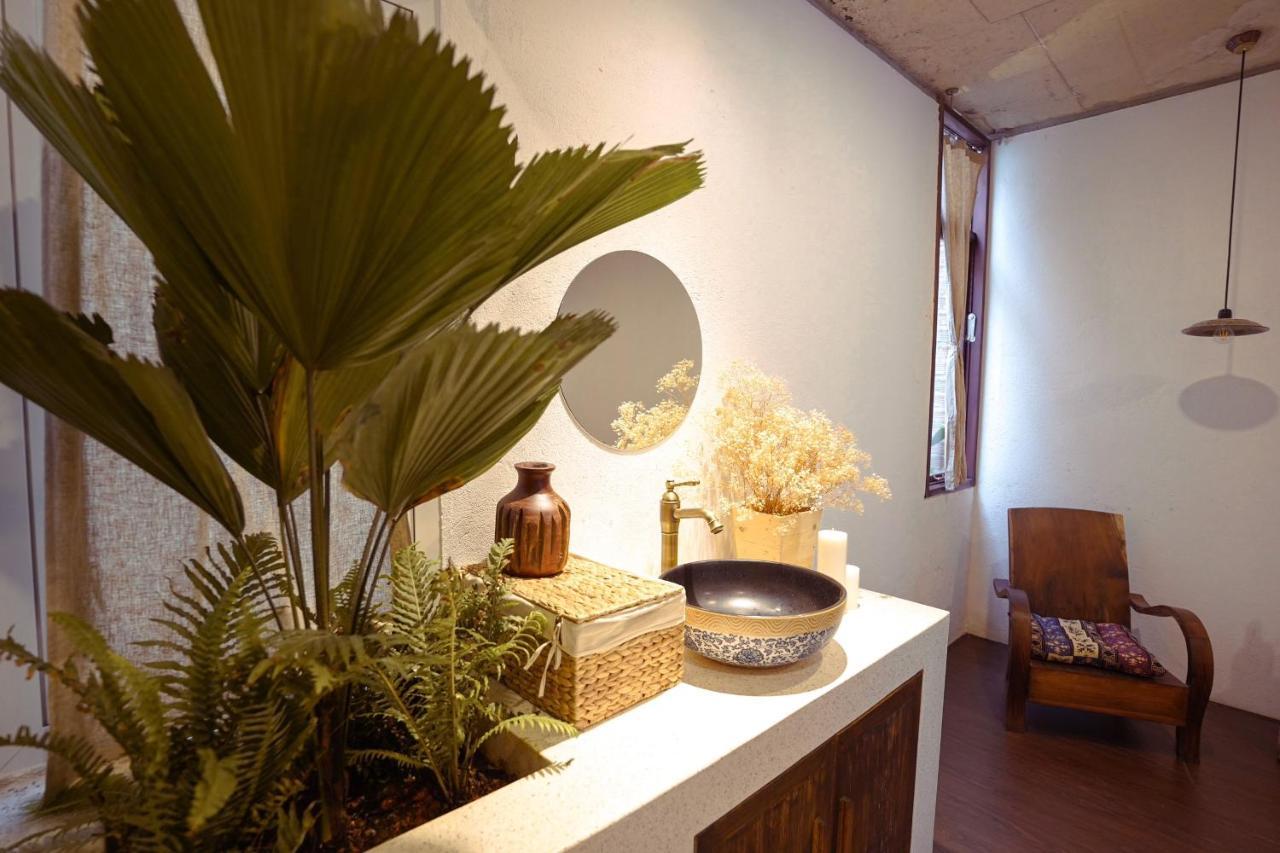 Cherry Suites Dalat Buitenkant foto